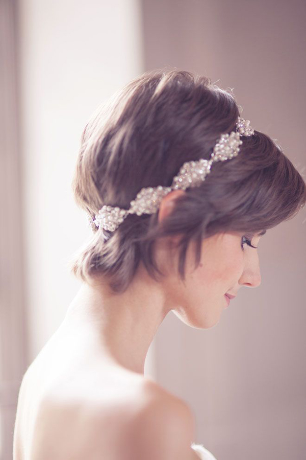 16 Romantic Wedding Hairstyles For Short Hair Weddingsonline