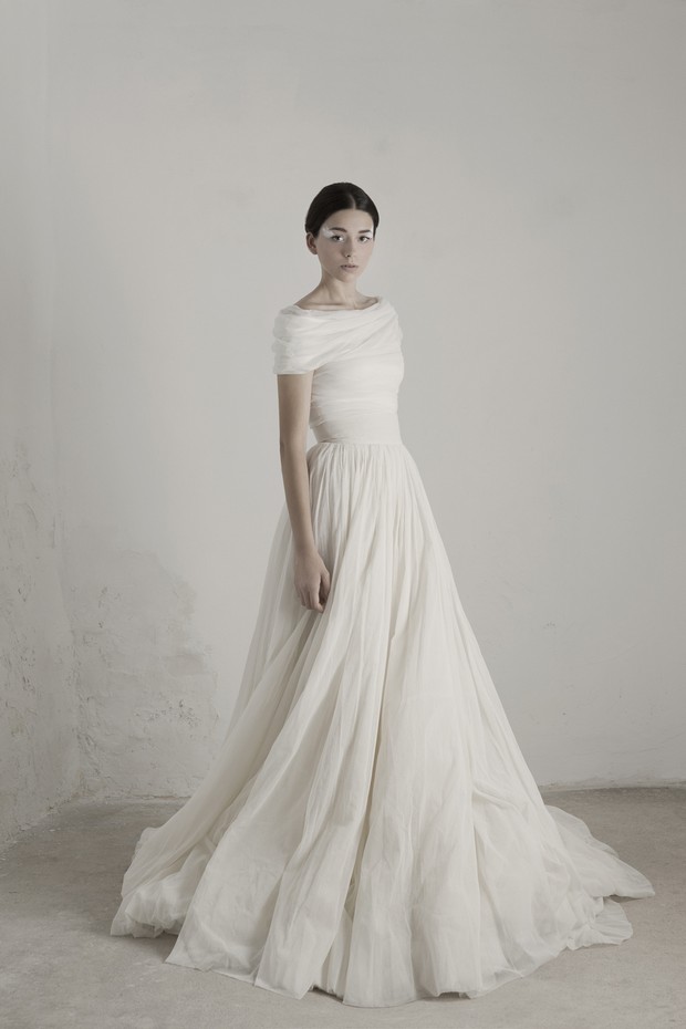 28 Breathtaking Winter Wedding Dresses For 2016 Weddingsonline Top Winter Wedding Dresses 2016 Cortana Separates