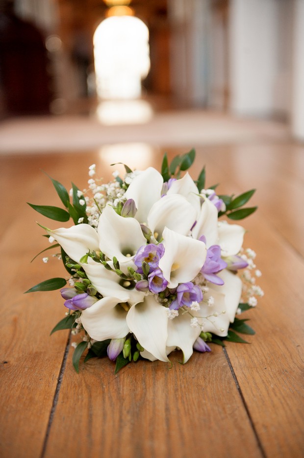 lily baby's breath wedding bouquet