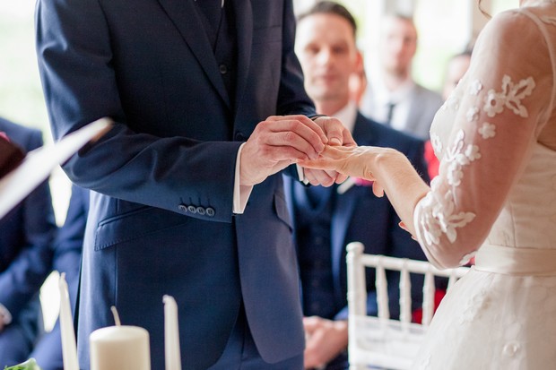 17-bride-groom-exchange-rings
