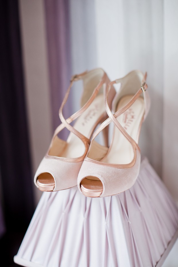 4-rose-blush-wedding-shoes-vintage