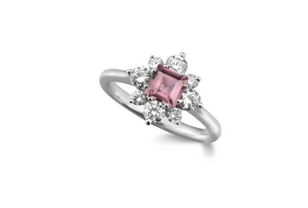campbell-jewellers-engagement-ring