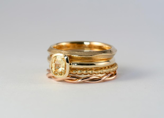 irish-jewellery-designer-modern-aoife-omahony-18ct-gold-sapphire-stack-ring