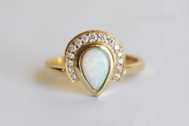 modern-stylish-engagement-ring-etsy-opal-diamond-minimalvs