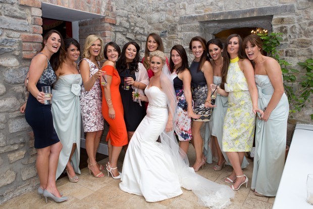 17_Bride_with_friends
