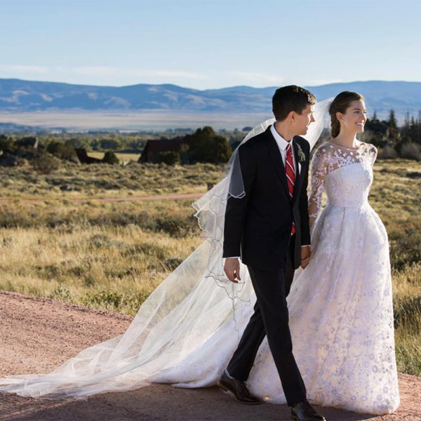 Allison_Williams_Wedding_Dress_Oscar_de_la_Renta