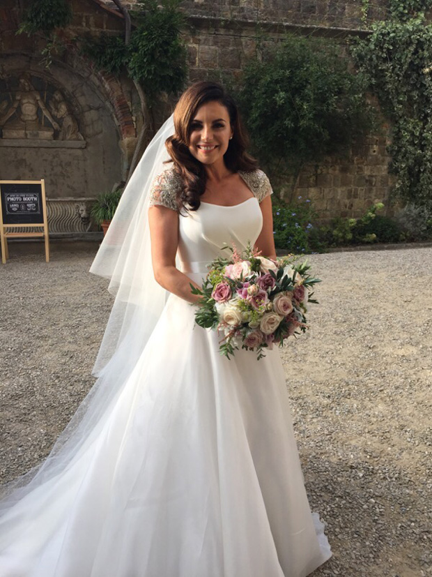 lisa-cannon-susanne-neville-wedding-dress