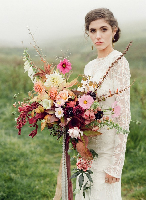 winter-wedding-bouquets-boho-style