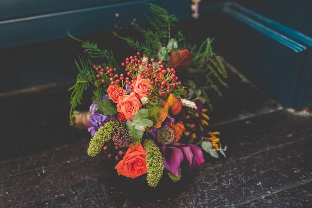 17_autumn_wedding_bouquet_berries_colourful