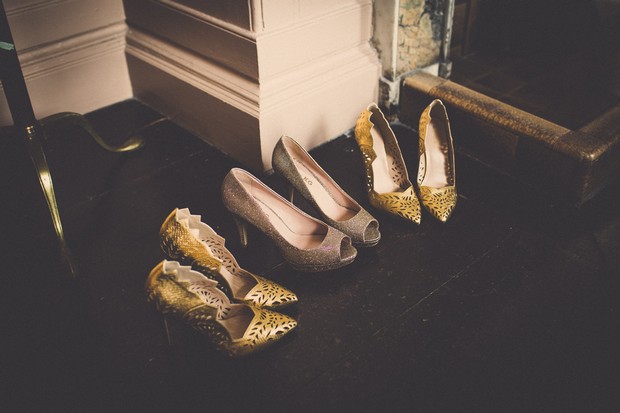 2_Stylish_Rock_Wedding_Shoes_Gold_Laser_cut
