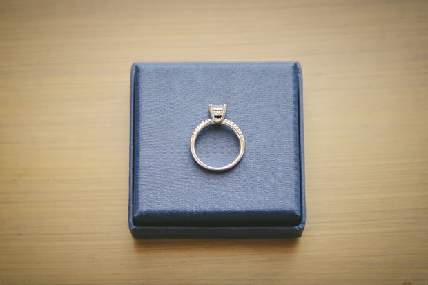 3_classic_engagement_ring_blue_blox
