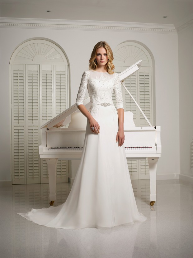 Victoria_Jane_Ronald_Joyce_2016_Wedding_dresses_Vanna