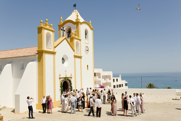 29-grand-white-church-by-the-beach-destination-wedding-portugal