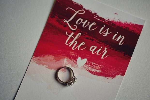 5-Love-is-in-the-air-red-Valentines-Day-Card-Wedding