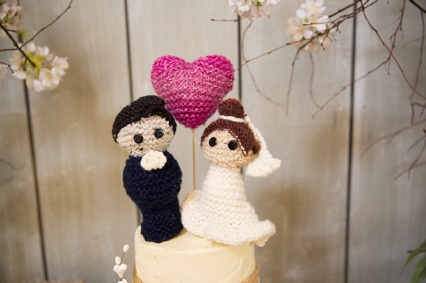 wedding-keepsakes-personalised-cake-topper
