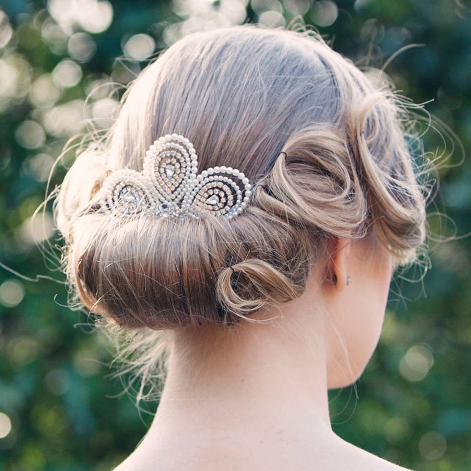 twice-as-nice-wedding-hair-comb-cavendish