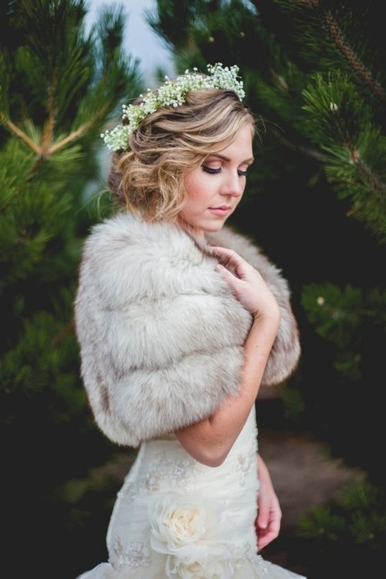 20 Beautiful Bridal Boleros Tops Jackets Capelets You Ll Want Winter Wedding Cover Ups Fur Bolero Blackbirdphotography