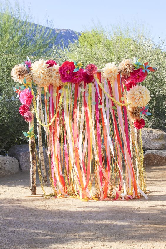 wedding-photobooth-backdrop-ideas-colourful-crepe-paper-altar