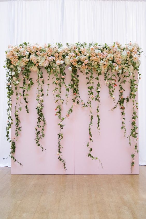 20 Fabulous Photo booth Backdrops to make your Pics POP