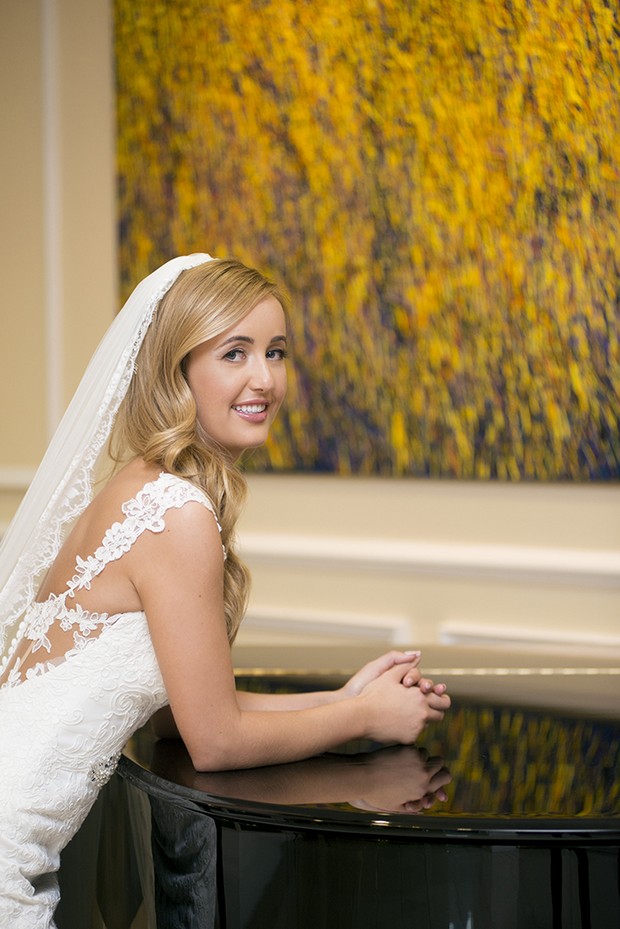 bride-with-lace-trim-veil