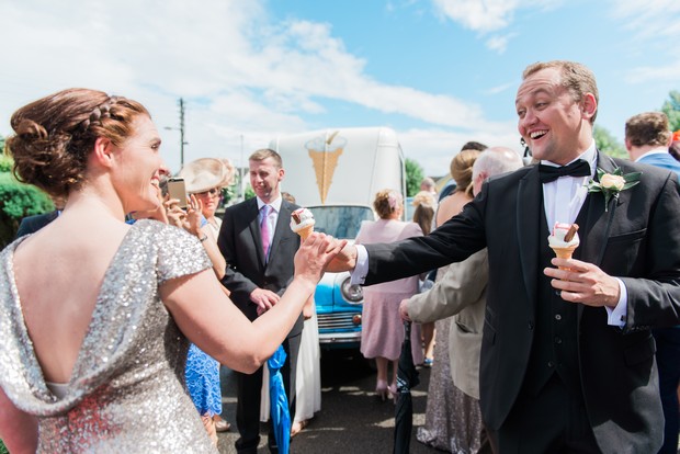 25-post-wedding-ceremony-ice-cream-van-hire-cones-guests-ideas-weddingsonline