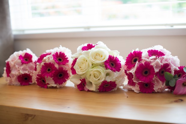 hamlet-court-hotel-real-wedding-pink-and-ivory-bouquets