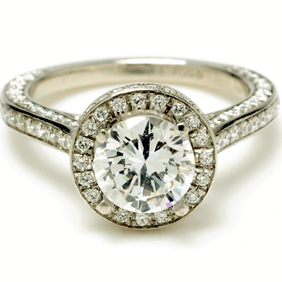 engagement-ring-vintage-halo-diamond-ejewels-ireland