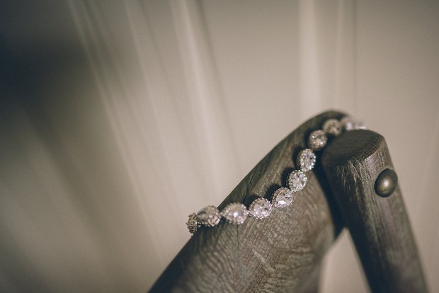 5-Bridal-Jewellery-Emma-Russell-Photography-weddingsonline