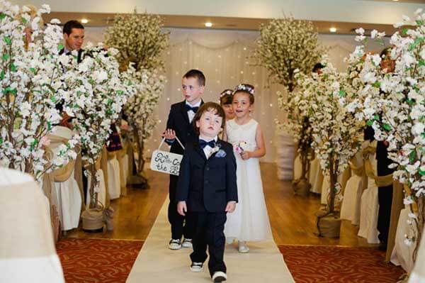 Stylish Aisle Decorations & Pew Ends