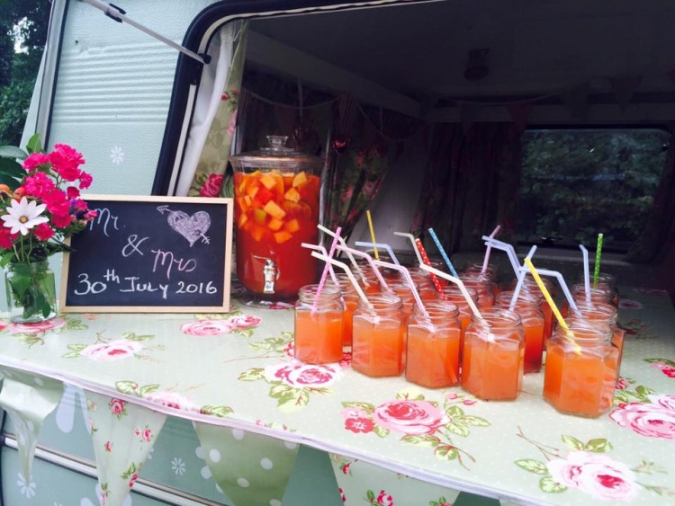 vintage-vanp-wedding-food-van-hire-ireland