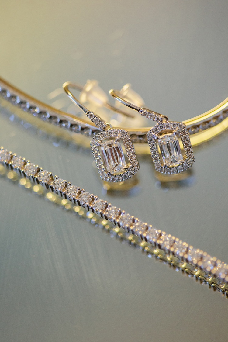 2-intimate-St-Kilda-outdoor-wedding-jewellery