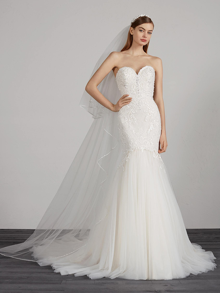 Vestidos de novia con pedrería