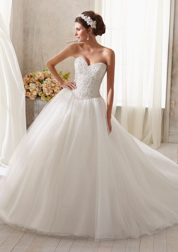 Vestidos de novia con pedrería